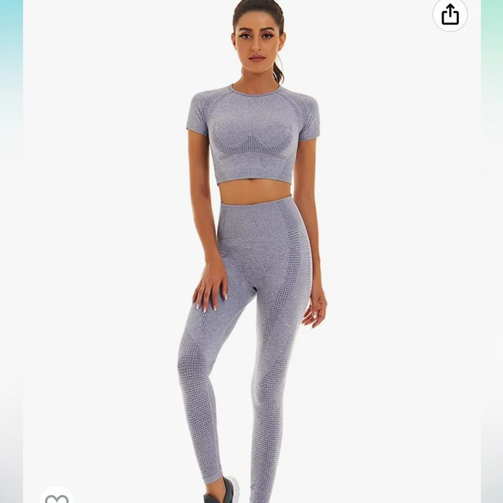 Matching workout set - Picture 1 of 3